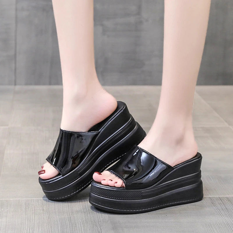 Women Slippers Female Shoes Rubber Beach Slippers For Women Ladies High Platform Flip Flops Red Slides New Summer Shoes Woman