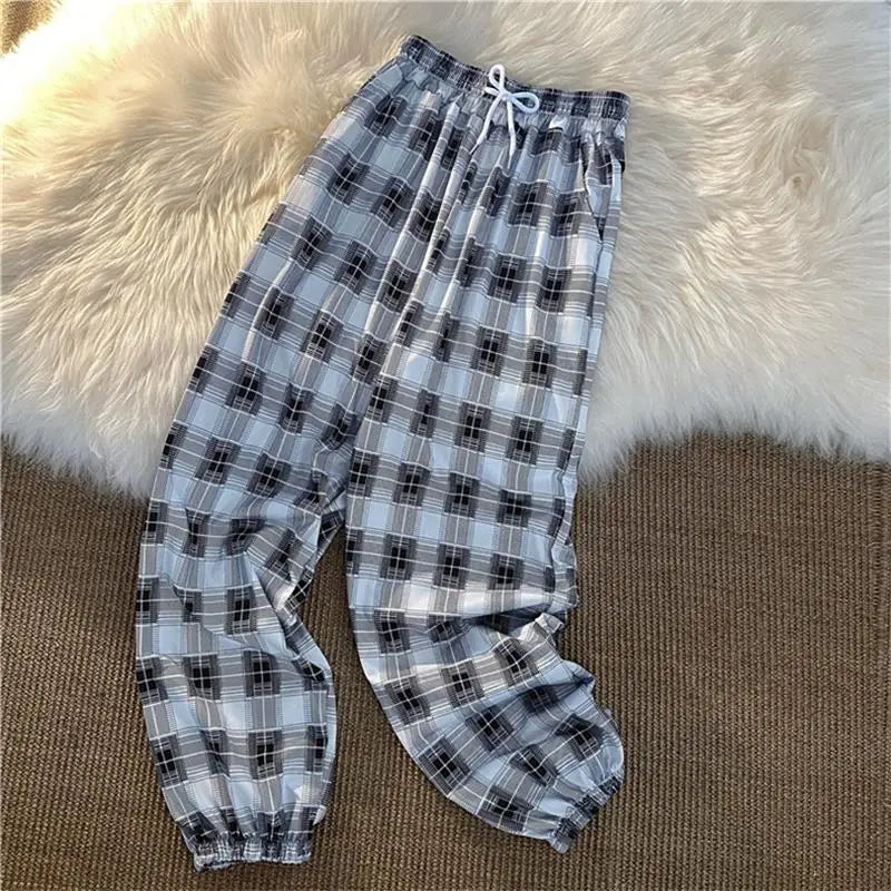 Pants Women New Bunch of feet Fashion Loose Black Plaid Summer Harajuku Students Streetwear Harem Long Trousers Womens Chic