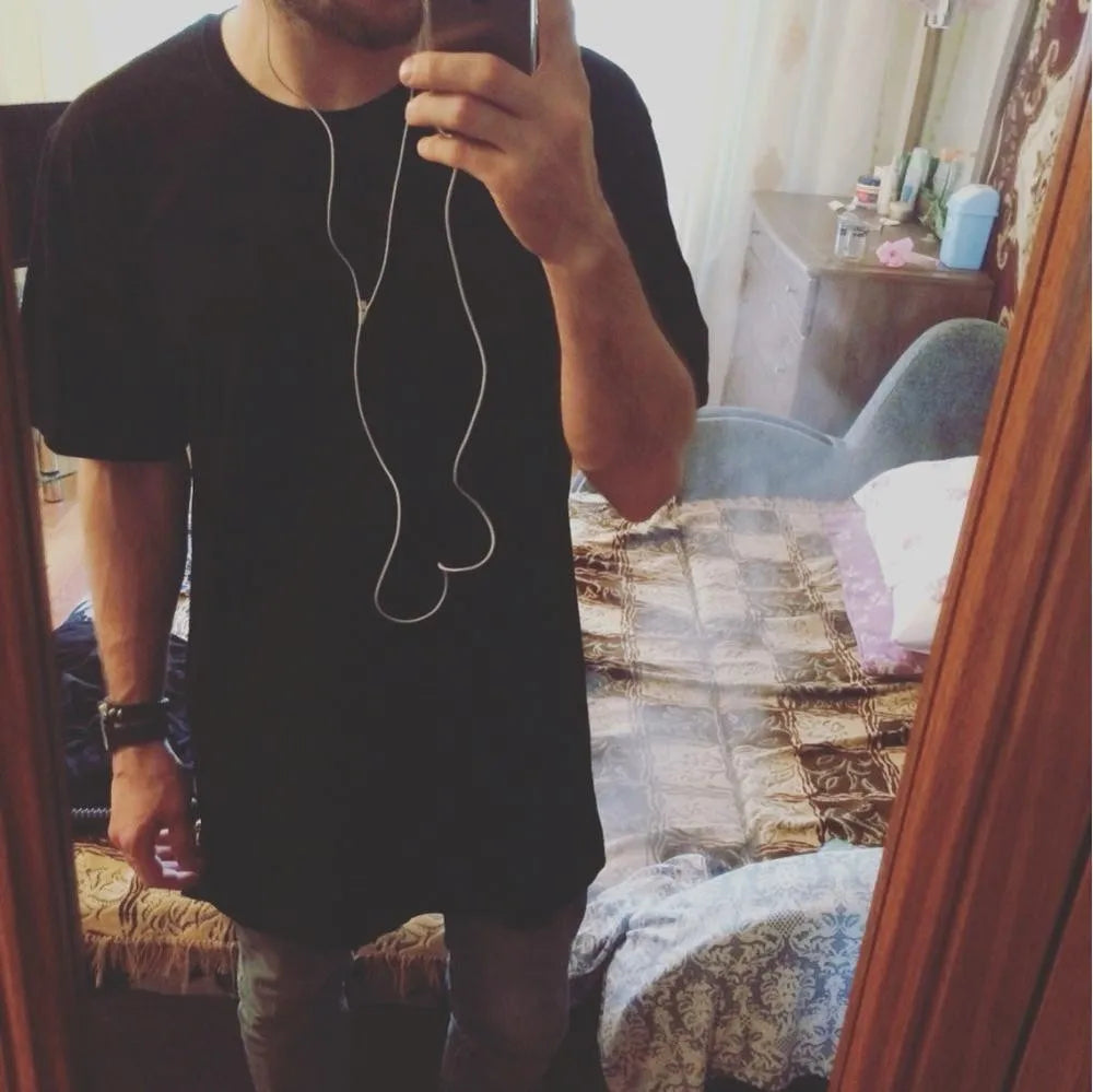 2025 Brand New Clothing Mens Black Mens Long T shirt Tops Hip Hop Man T-shirt Short Sleeve Casual Men Tee shirts For Male