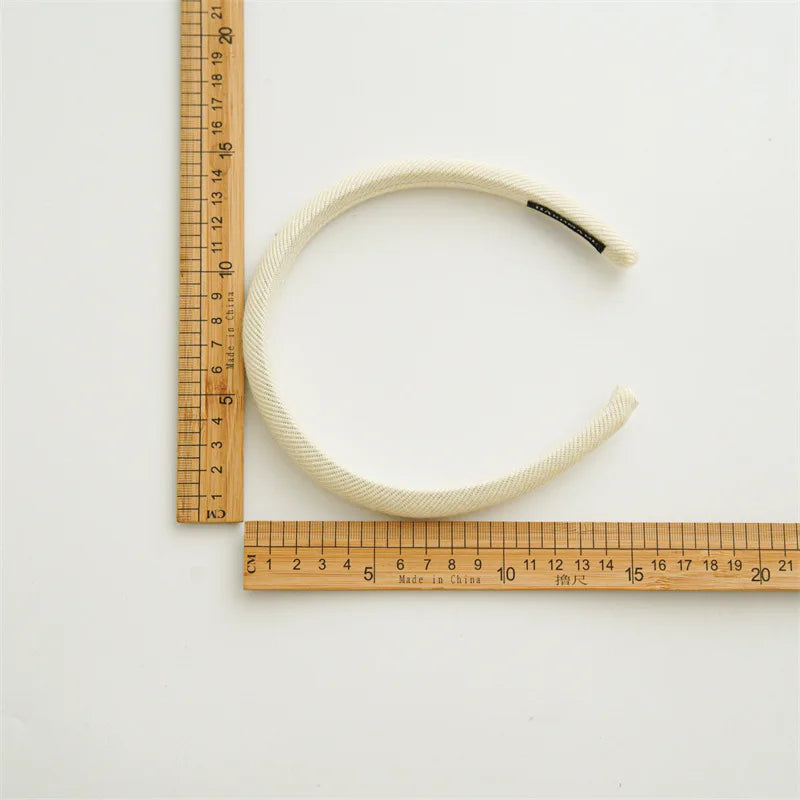 Winter milk white narrow edge hairband for Women Simple ,fresh solid-color fabric Versatile high-crown headband hair accessory