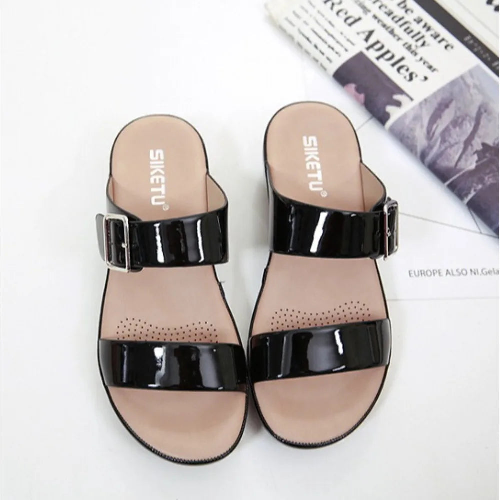 Slippers for Women's 2025 Summer New Lightweight Home Sandals Super Soft and Comfortable Thick Soled Travel Slippers for Women