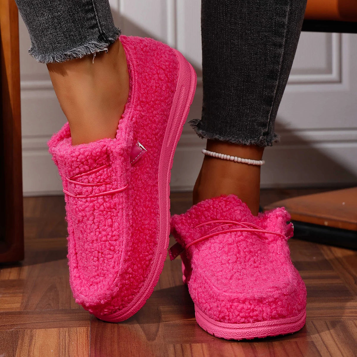 Women Flats Boots 2025 New Fashion Winter Warm Plush Shoes Casual Comfortable Thick Bottom Flats Boots Women Shoes for Women