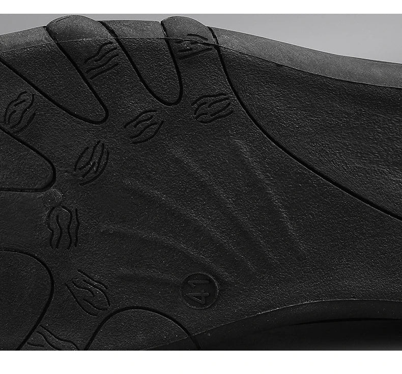 2024 New Casual Shoes for Men Luxury Round Toe Men Ankle Boots Light Slip on Walking Shoes Outdoor Comfor Men High Top Sneakers