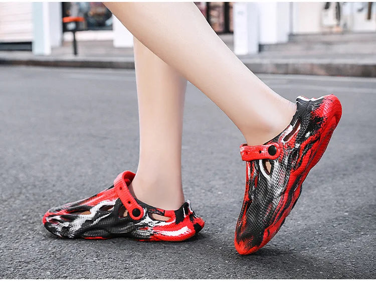 Men's Slippers New 2025 Platform Sandals for Men Anti-slip Mens Shoes Man Wearing Outside Summer Hollow Breathable Flat Pvc