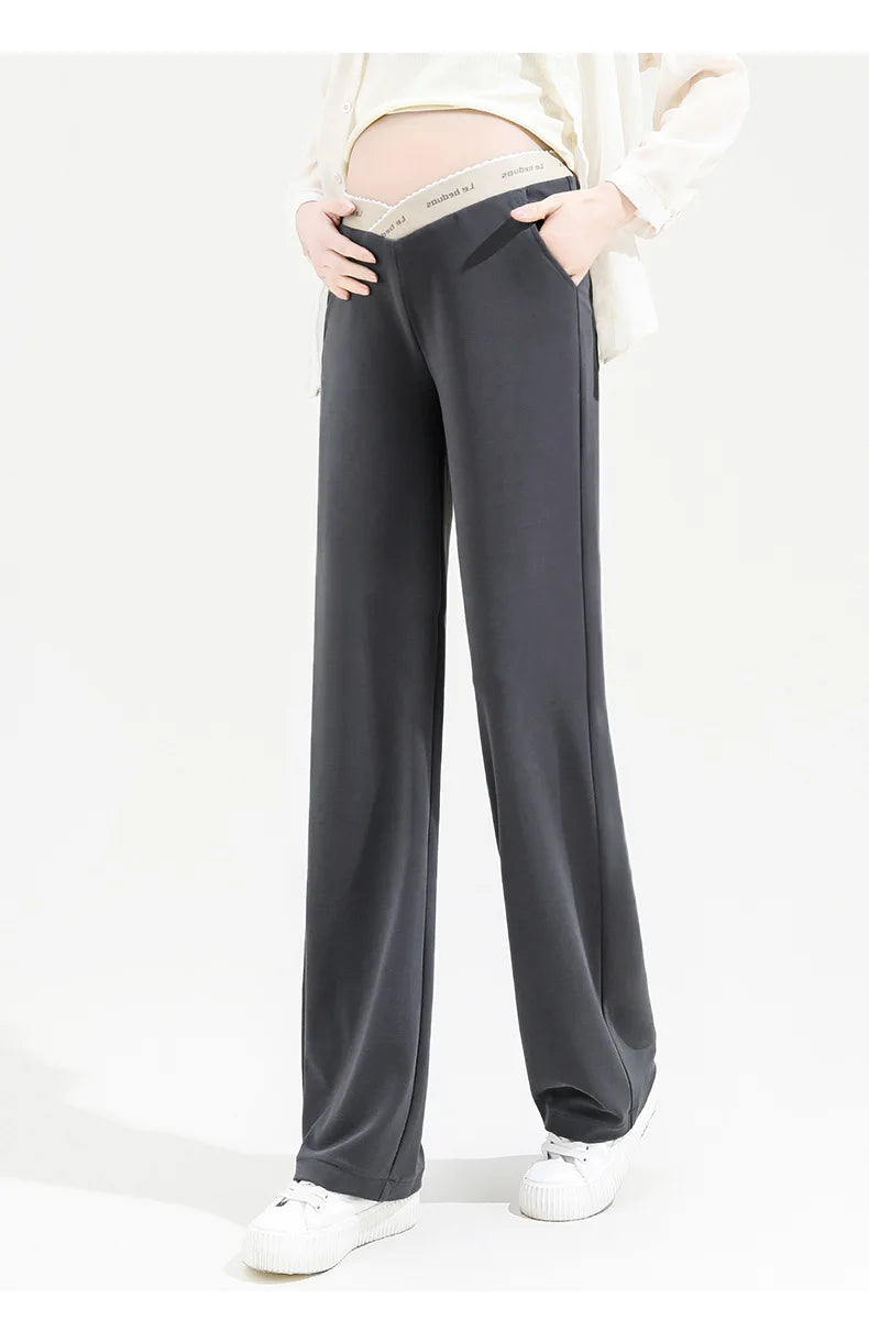 Pregnant woman's pants - Outerwear for autumn and winter: Wide-leg pants, nine-inch length, straight shape, with drawstrings.