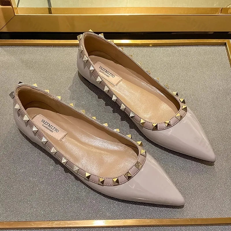 Woman Flats Pointed Toe 2025 Autumn Shallow Mouth Rivets Dress Fashion Flat Shoe Comfortable Patent Leather Outdoor Casual Shoes