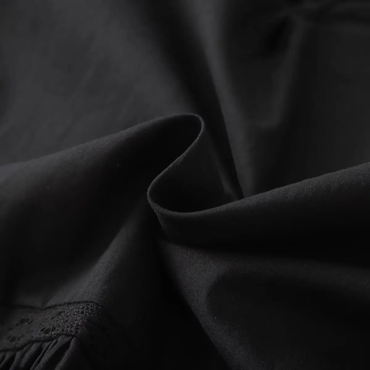 Women's Shirt Fashion Simple Short Sleeve Embroidered Romantic Style Summer New Style Shirt