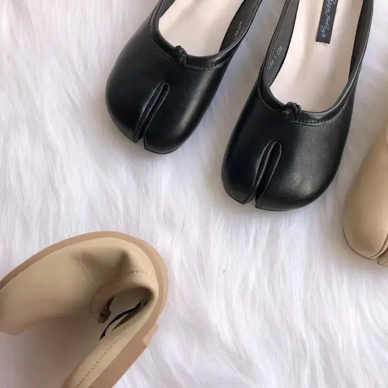 Flat Shoes Woman Microfiber Leather Comfy Flats Split Toe Slippers Soft Bottom Loafers Brief Ladies Trotter Moccasins 2025 ﻿