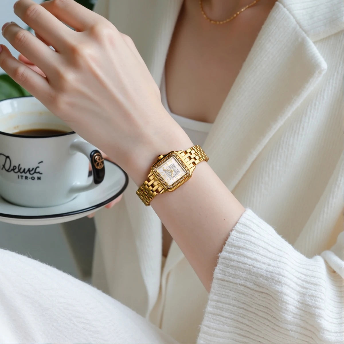 Watches for women, Classic Square Watches for Women with Roman Numerals Ladies Casual Dress Watch, Women's Premium Crystal Watch