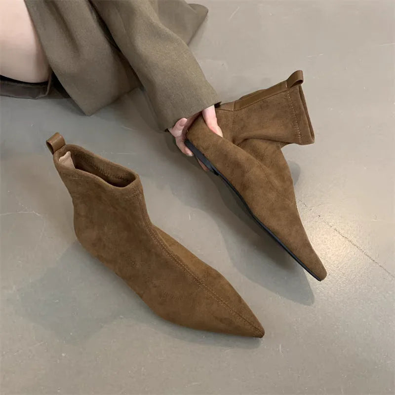 Women Flats Pointed Toe Boots Sexy Suede Ankle Boots Designer 2025 New Winter Shoes Chelsea Elegant Party Woman Fashion Botas