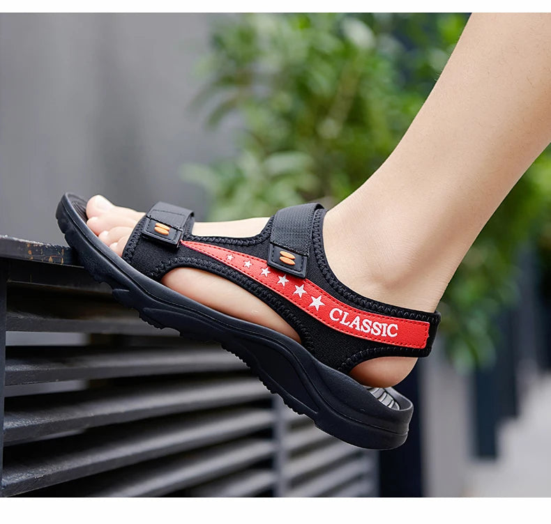 Classic summer sandals for men and women, lightweight and breathable, with Velcro trendy sandals, open-toe sandals
