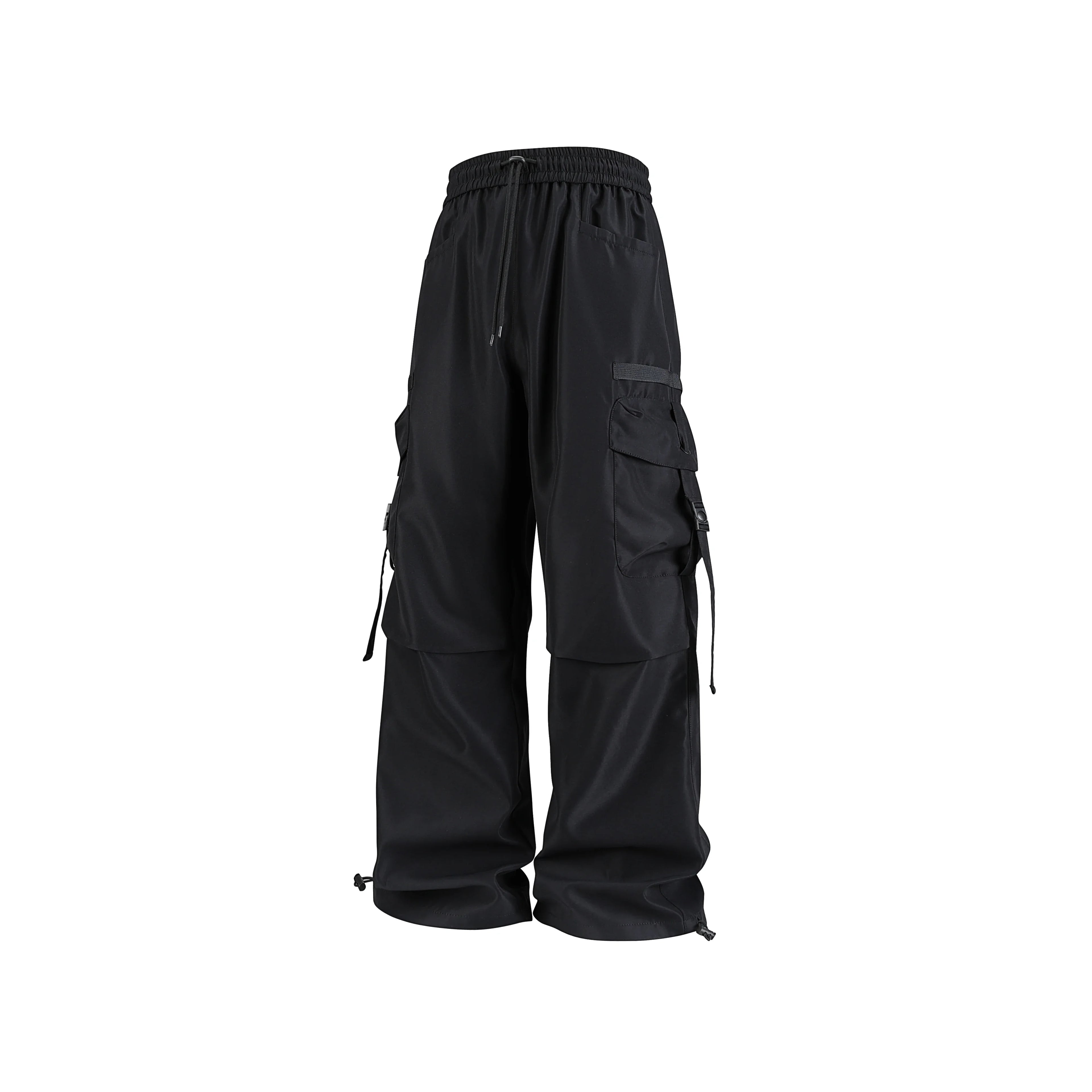 Men's sportswear pants are simple, versatile, retro and fashionable with large pleated pockets for outdoor work