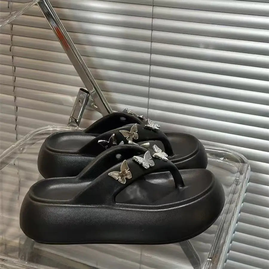 Woman flip flops Popular Design Shoes 2025 trend Casual Platform Sandals non-slip Outdoor slippers Unique features Flat sandals