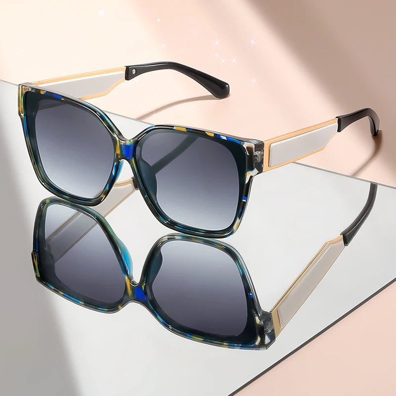 The large-framed high-end metal-leg classic and simple sunglasses are suitable for daily wear and street style decoration