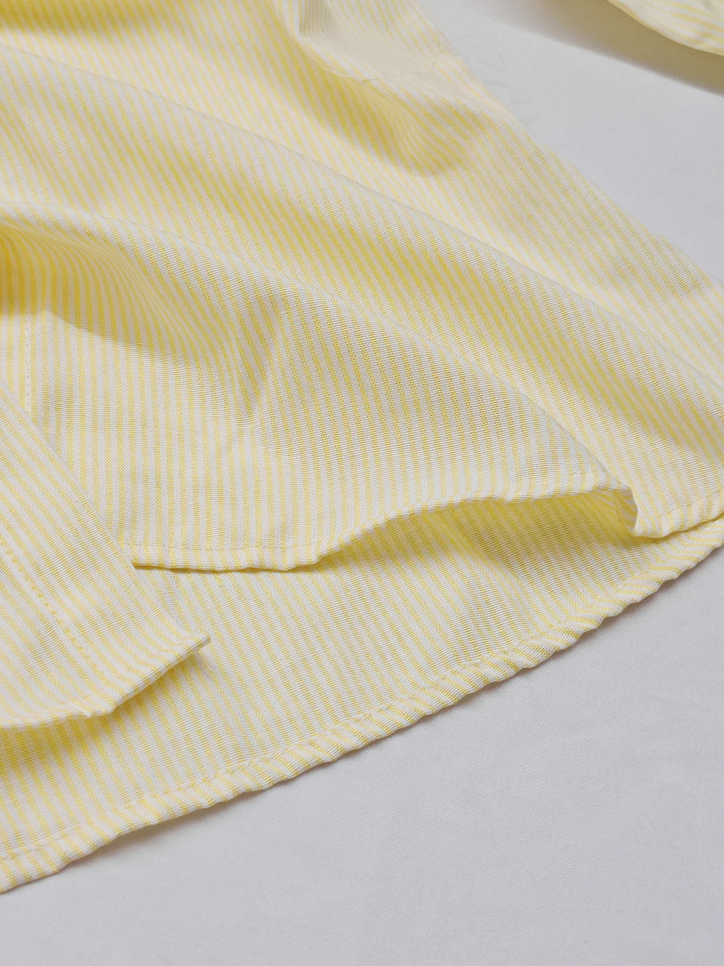 Men's American-style upscale striped shirt, new long-sleeve casual shirt for spring and autumn, stylish and laid-back.