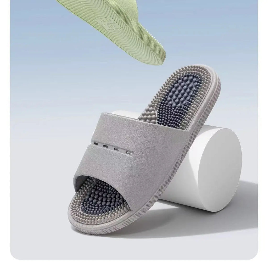 Men's Massage Slippers Anti-Slip Indoor Home Batoom Bathing Sandals Simple Sle PVC Material Comfortable Summer Slippers