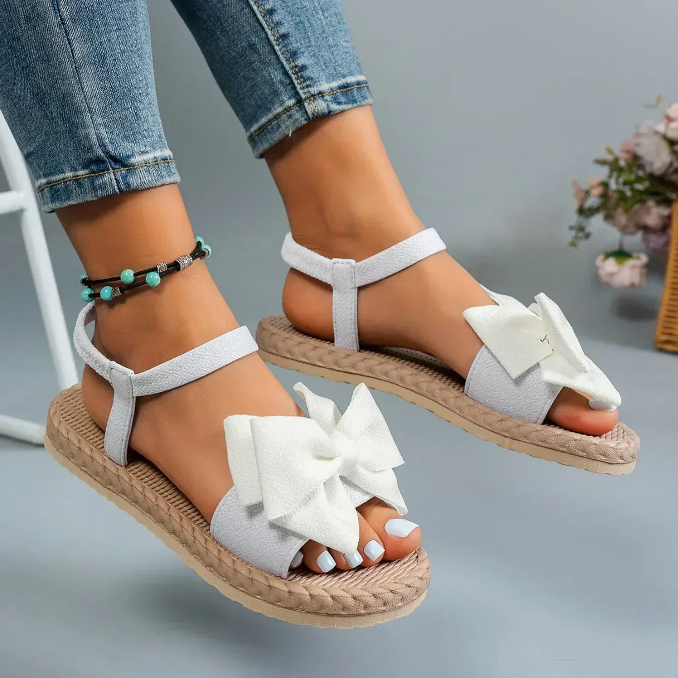 Women Sandals 2025 New Summer Lightweight Sandals Fashion Beach Casual Slippers Outdoor Bow Tie Flat Shoes Home platform sandals