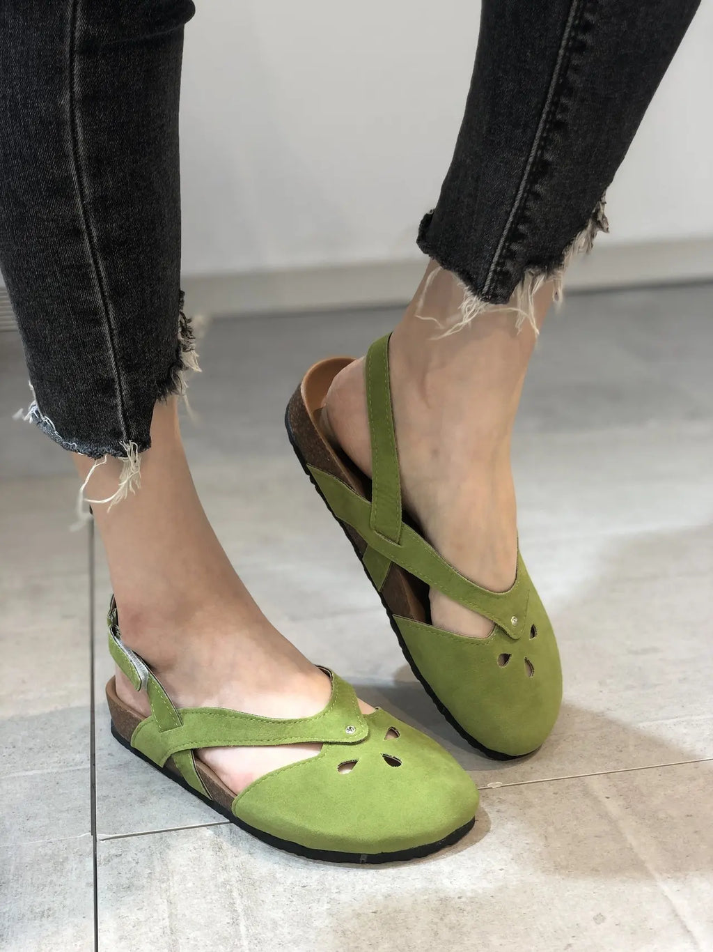 2023Women Sandals Summer Ladies Girls Comfortable Ankle Hollow Round Toe Sandals Woman Soft Beach Sole Female Shoes Plus Size