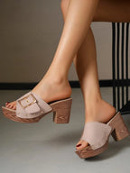 Women Slippers 2025 Summer New Fashion Elegant Soft Platform Shoes Ladies Chunky Heels Buckle Designer Slippers