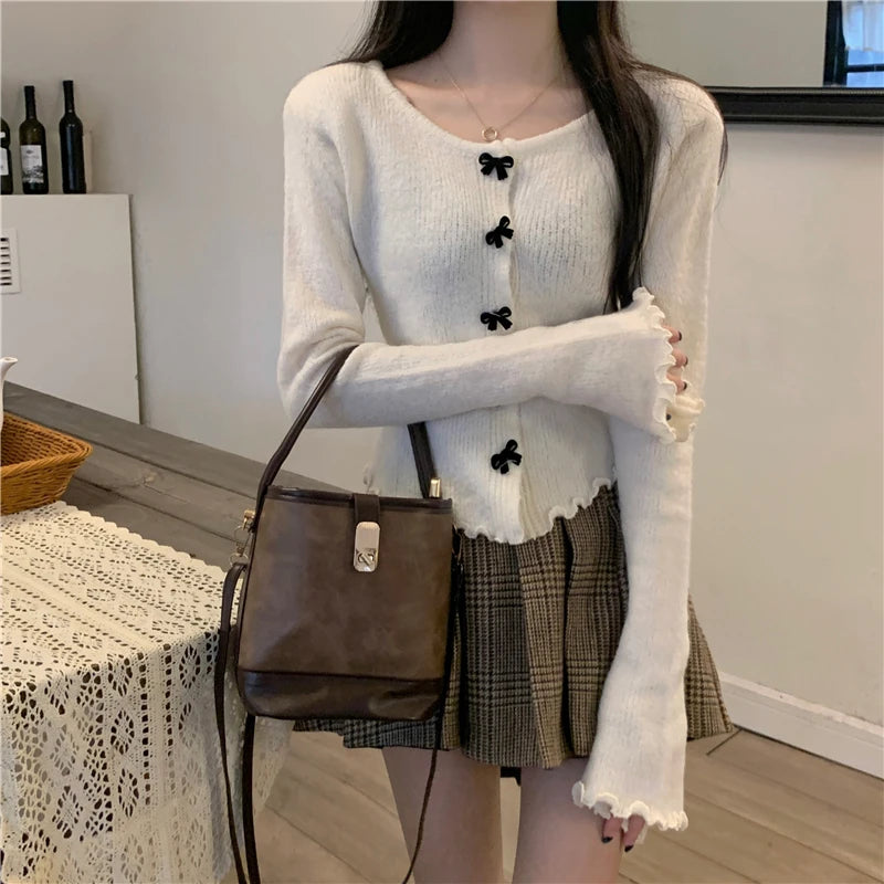 Women's V Neck Button Knit Tops Ruched Long Sleeve Cropped Cardigan Lady Autumn Winter Knitted Single-breasted Cardigan Sweaters