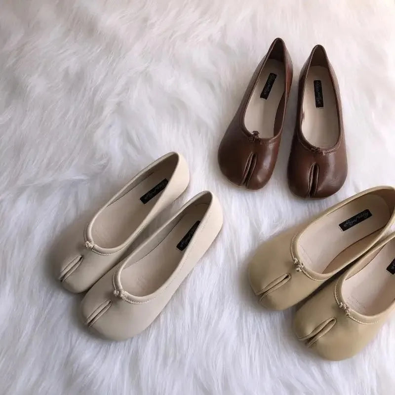 Flat Shoes Woman Microfiber Leather Comfy Flats Split Toe Slippers Soft Bottom Loafers Brief Ladies Trotter Moccasins 2025 ﻿