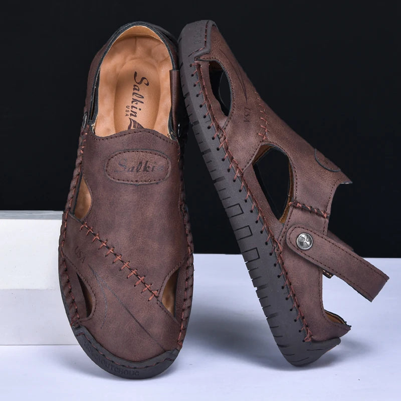 New Handmade Summer Sandals Men Breathable Leather Shoes Man Outdoor Men Sandals Antiskid Beach Sandals Hollow Shoes Fashion