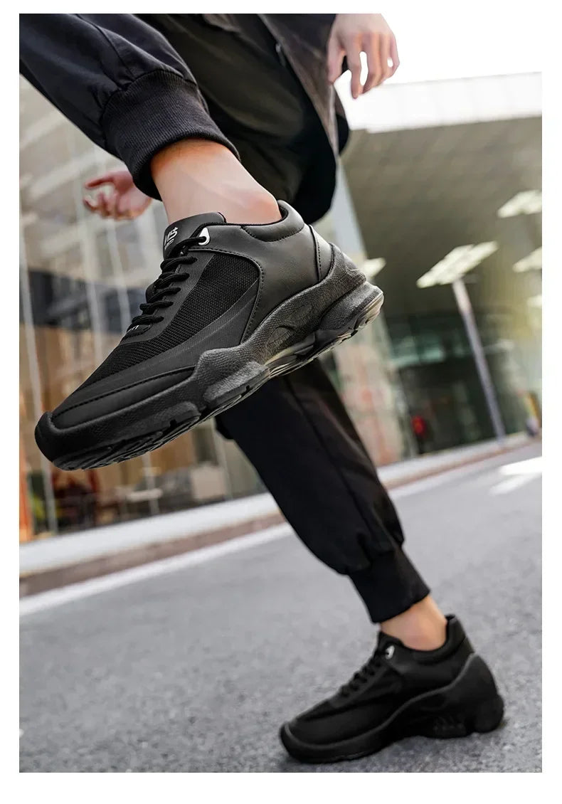 Men's Casual Sports Shoes Are Mainly Designed By The Brand, Featuring Original Anti-slip Flat Heels and Breathable Mesh Shoes
