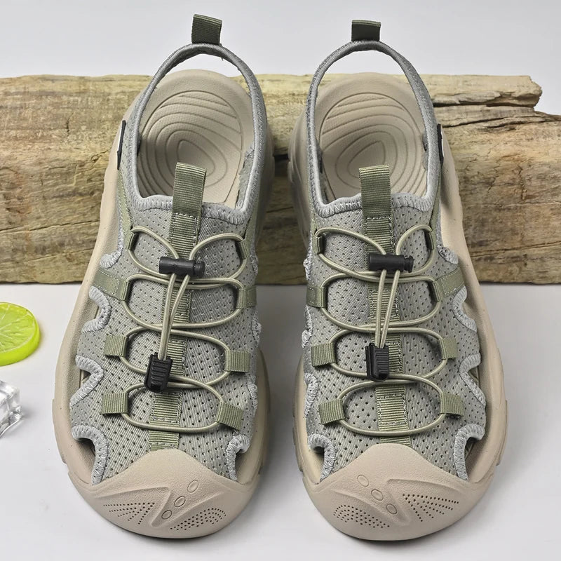 Handmade Sandals Men Breathable Summer Shoes Man Outdoor Men Sandals Antiskid Beach Sandals Hollow Shoes Collision Avoidance