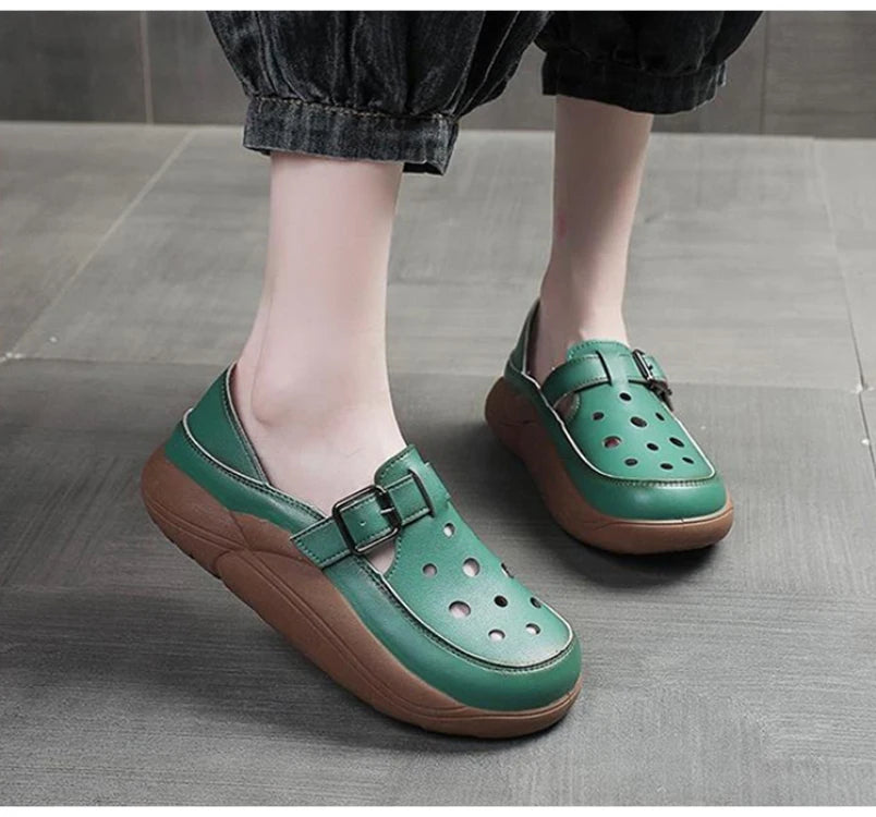 Women's Flats Loafers Platform Casual Slip-On Sandals Retro and Stylish Hollow Low Top Shoes Fashion Non-Slip Beach Sneakers