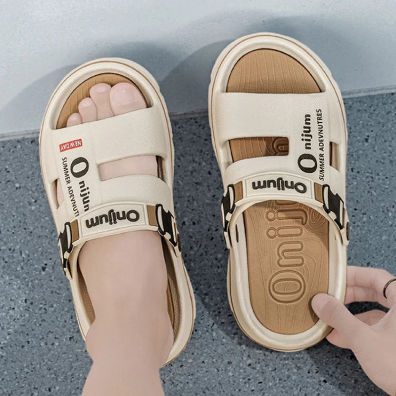 2025 New Men's Slippers Comfortable Soft Mens Beach Shoes Indoor Outdoor Clogs Massage Casual Shoes Non Slip Men Sandals Zapatos