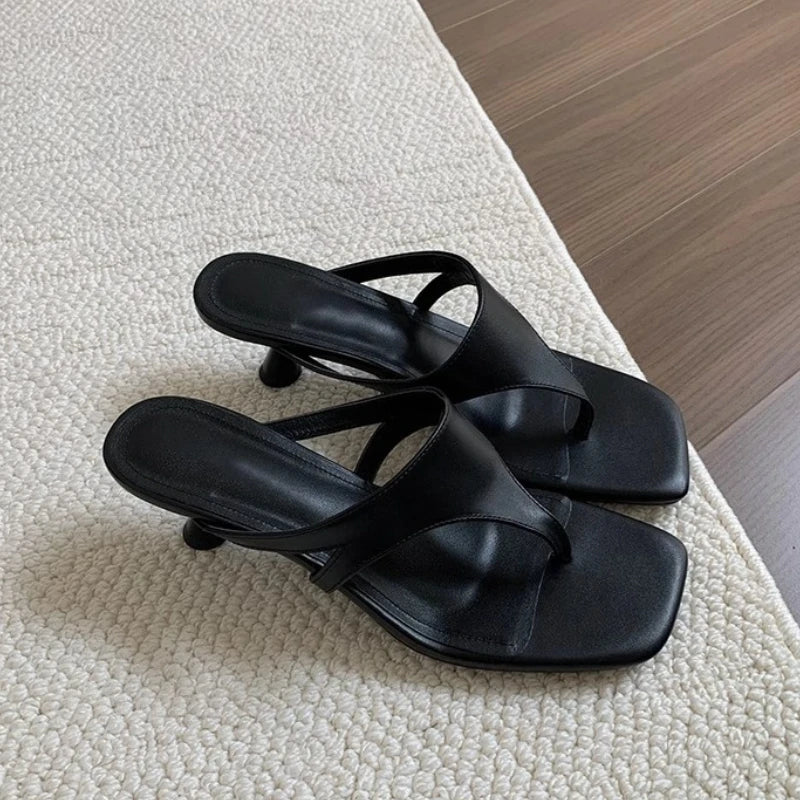 Women Slippers 2025 New Summer Flip Flops Ladies Heels Sandals Outdoor Beach Slides Women Slippers Bohemian Zapatos De Mujer