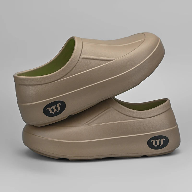 Women's Slippers Are All Season Anti Slip Waterproof Thick Soled Fashionable Simple Rain Boots for Couples Chefs Doctors Nurses