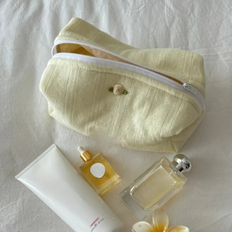 Fashion Makeup Case Elegant Sweet Floral Cosmetic Lipstick Bag Portable Large Capacity Travel Organizer Cosmetic Toiletry Pouch