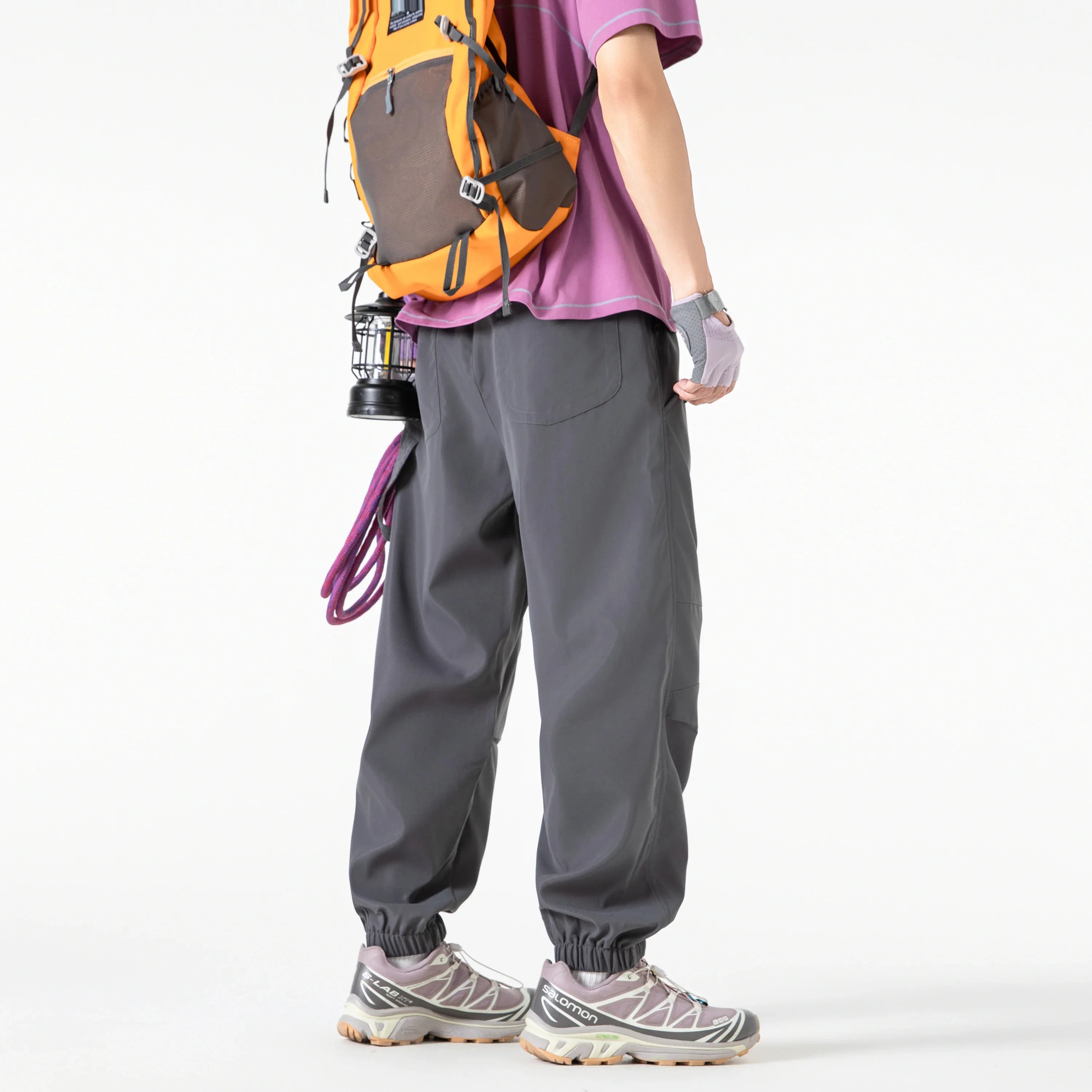 Men's outfit pants are versatile, trendy, loose, straight-leg outdoor work pants and trendy brand tight-fitting windbreakers