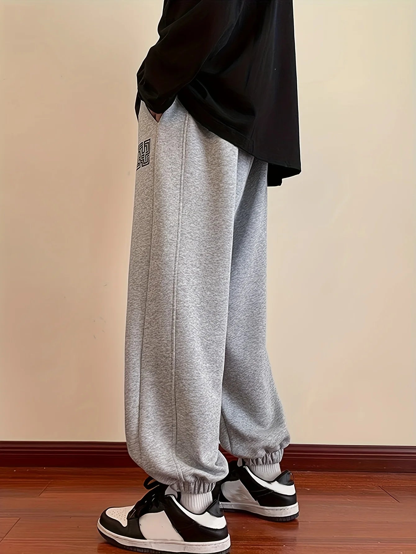 Men's fashionable casual pants - loose sweatpants, suitable for all seasons daily wear - machine washed, non stick, breathable f