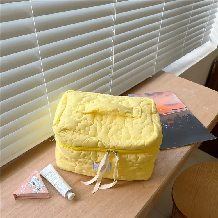Women's Cosmetic Bag Fashion Candy Colored Flower Makeup Bag Skincare Storage Bag Portable Toiletry Bag Carteras De Maquillaje