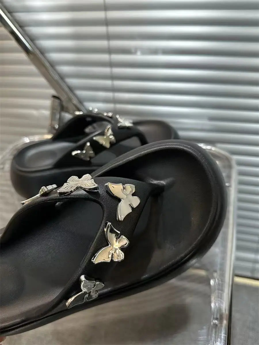 Woman flip flops Popular Design Shoes 2025 trend Casual Platform Sandals non-slip Outdoor slippers Unique features Flat sandals