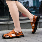 2023 Sandals Summer Men Leather  Classic Men Shoes Slippers Soft Sandals Men Roman Comfortable Outdoor Walking Footwear