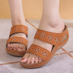 New Women Slippers Embroider Flowers Leather Women's Sandals Outdoor Light Casual Wedges Slippers Slip on Summer Shoes for Woman