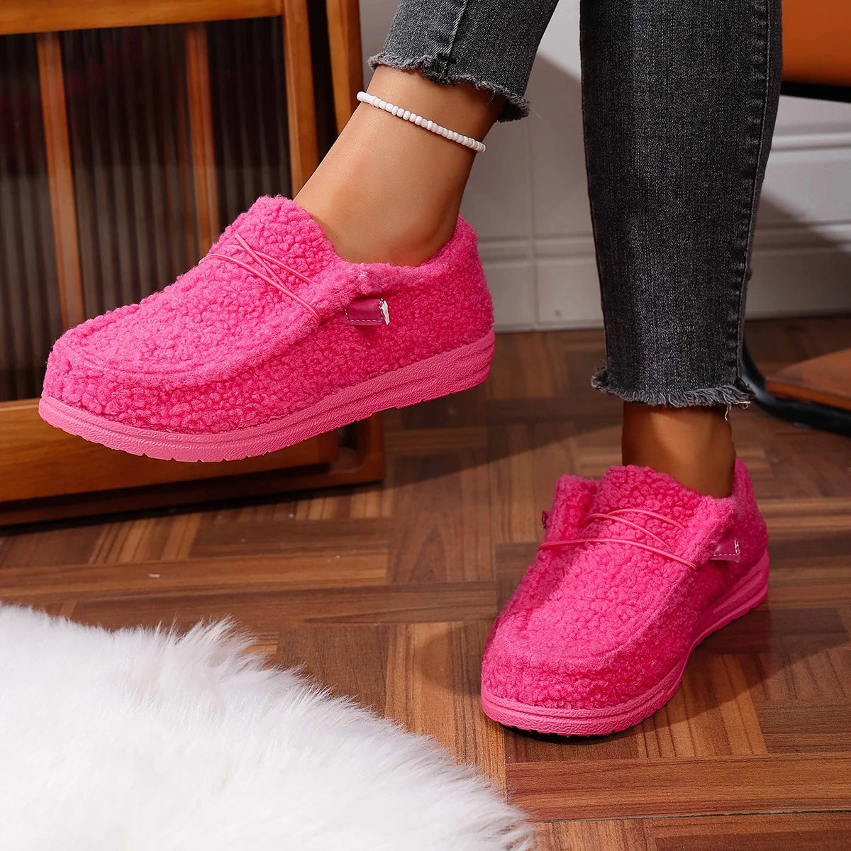 Women Flats Boots 2025 New Fashion Winter Warm Plush Shoes Casual Comfortable Thick Bottom Flats Boots Women Shoes for Women