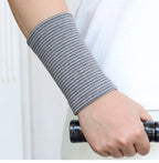 Men's and Women's Arm Warming Covers - Keep Your Hands Warm and Protected for Driving, Cycling, Playing Sports, Running