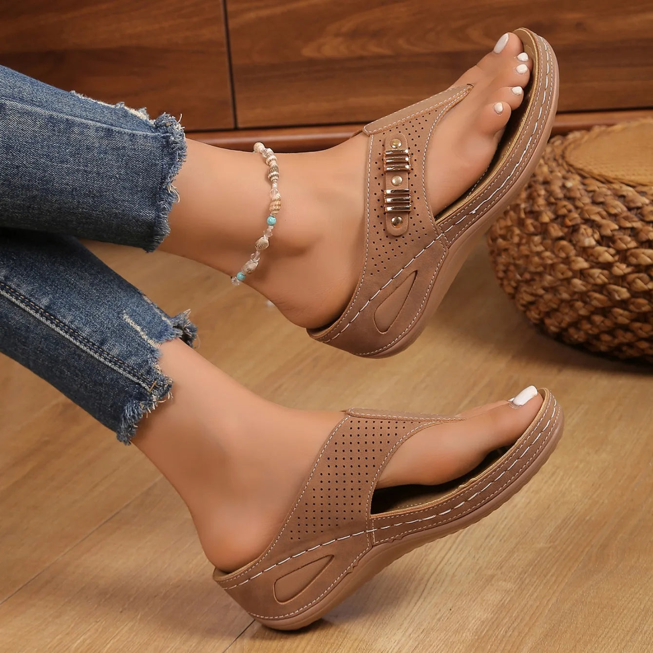 Woman Slippers Leather Non-Slip Soft Platform Shoes Flip Flops Summer Wedge Sandals Fashion Orthopedic Slippers Slides Women