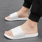 Slippers for Men and Women 2025 New Summer Home Non-Slip Large Size Flip Flops for Men to Wear Simple Casual Beach Sandals