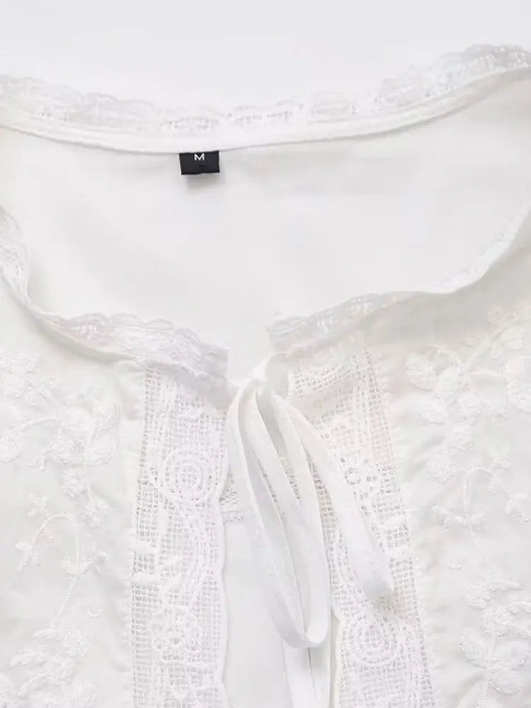 Women's Lace Embroidery Blouses, O Neck, Sleeveless, Front Tied, Female Shirts, Chic Tops, Fashion