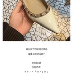 Women's Flat Shoes luxury woman shoes Leather Brand Rivet Flat Shoes Comfortable Casual Outdoor Pointed Toe Shallow Ladies shoes