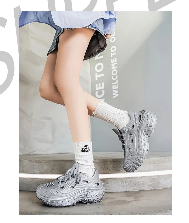 Couple Sandals For Men New Fashion 2025 Summer Outdoor Hole Shoes for Women Sandals Sandalias Hombre Sandalias De Mujer