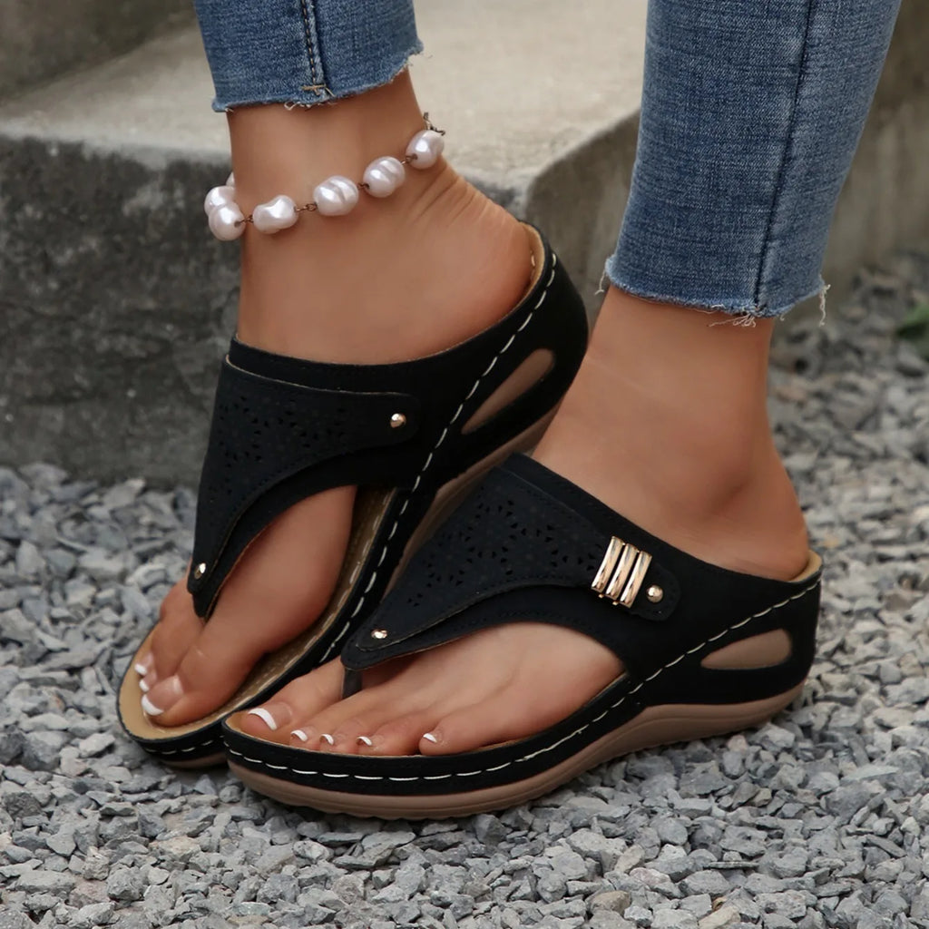 Woman Slippers Leather Non-Slip Soft Platform Shoes Flip Flops Summer Wedge Slippers Lightweight Orthopedic Sandals Slides Women