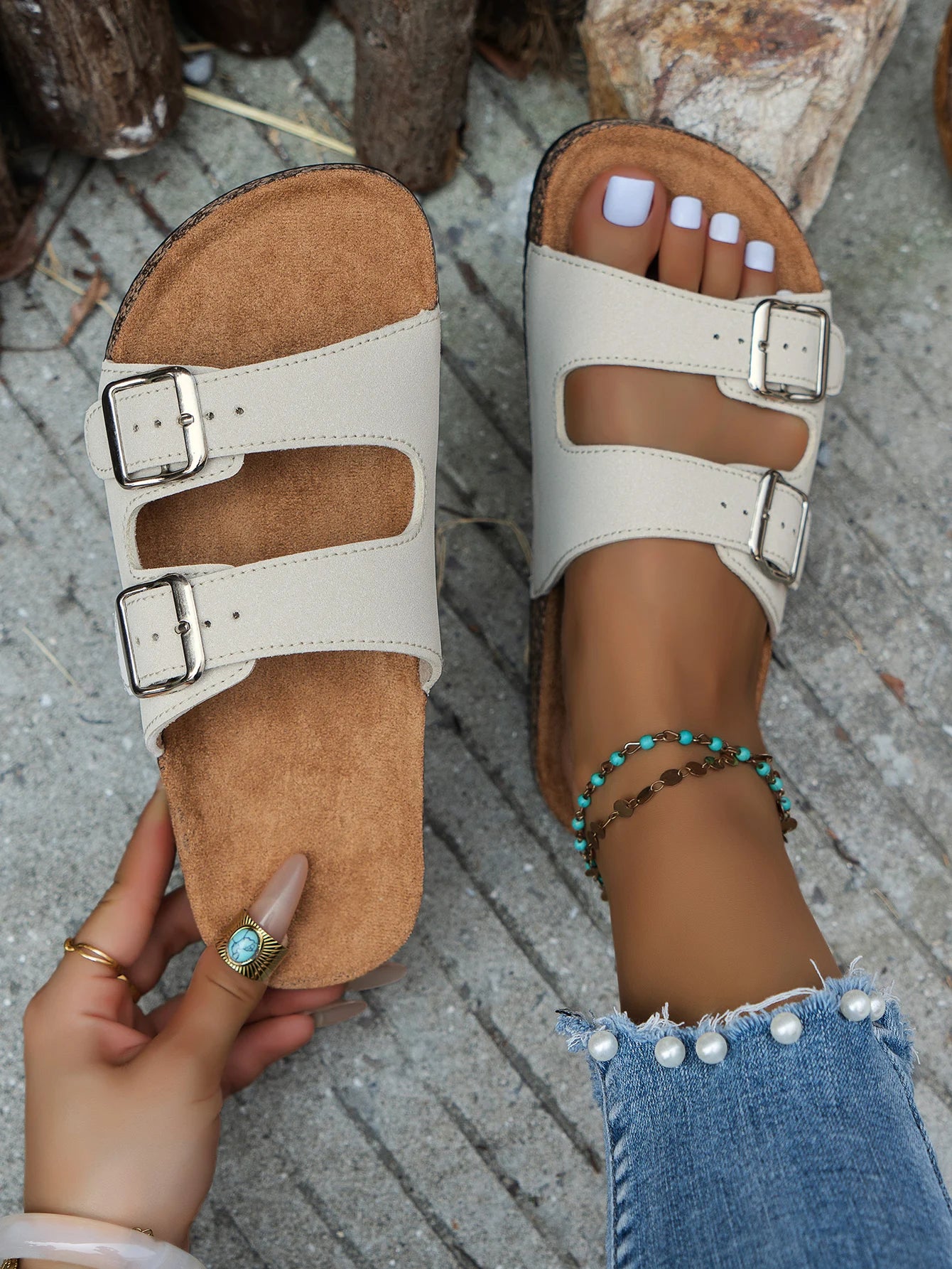 Women's Slippers Are Fashionable, Versatile, Casual and Comfortable, Thick-Soled Wear-Resistant Slippers for Home and Outings