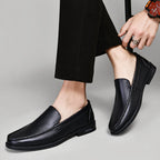 Men's comfortable walking shoes made of genuine leather, one foot loafers, new trendy designer, Mo hot selling driving shoes