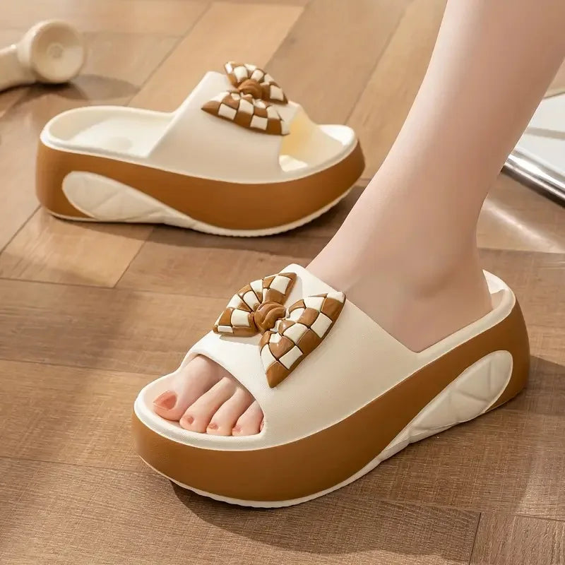 Woman flip flops Popular Design Shoes  trend Casual Platform Sandals non-slip Outdoor slippers Unique features Flat sandals